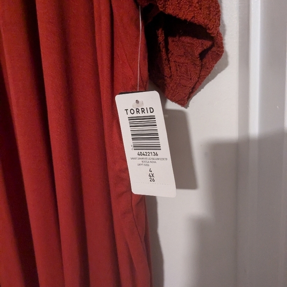 Women's Red Lace Yoke Top - Picture 4 of 6